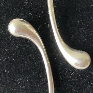 Tiffany & Co. Jewelry - Tiffany teardrop Elsa peritti bracelet sterling Tiffany & Co. Jewelry - Tiffany teardrop Elsa peritti bracelet sterling